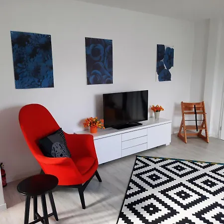 Modernes Bei Frankfurt Am Main Apartment Heusenstamm